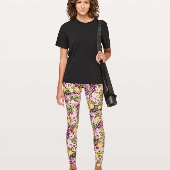 Lululemon Wunder Under High-Rise Tight Inflorescent Multi Floral Size 6 leggings - Picture 4 of 6